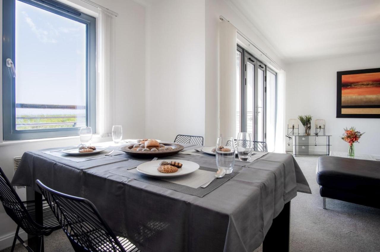 Maritime Quarter - 2 Bedroom Apartment - Sa1 Beach Front Fishermans Way Swansea Kültér fotó