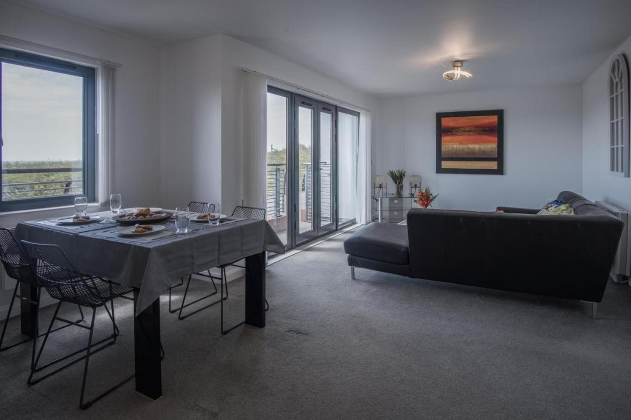 Maritime Quarter - 2 Bedroom Apartment - Sa1 Beach Front Fishermans Way Swansea Kültér fotó